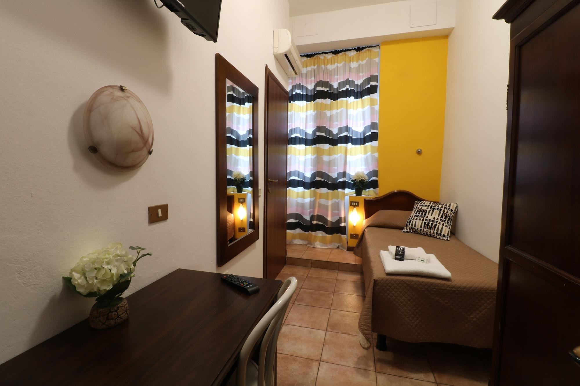 Carlo Goldoni Hotel Milánó Kültér fotó