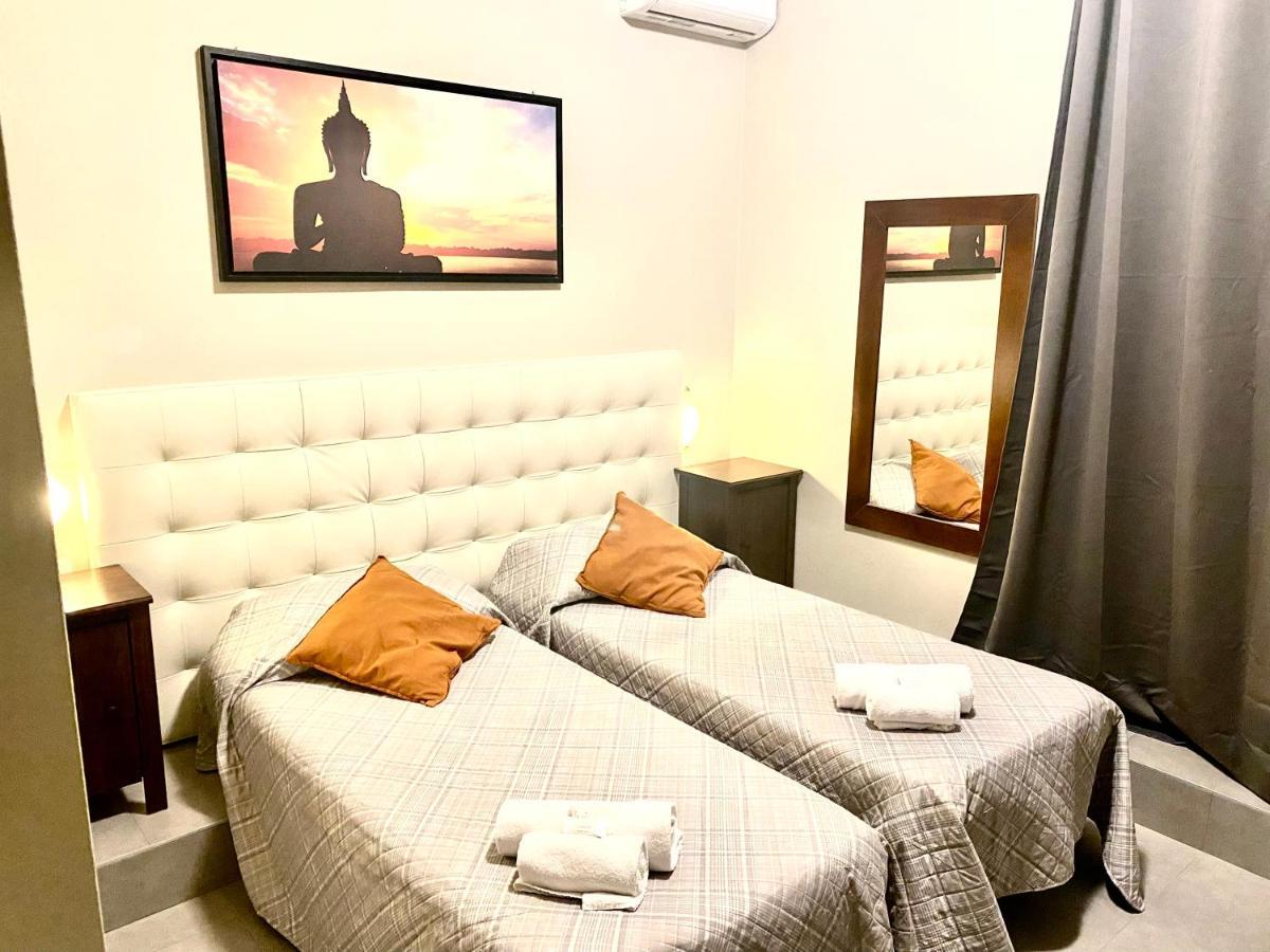 Carlo Goldoni Hotel Milánó Kültér fotó