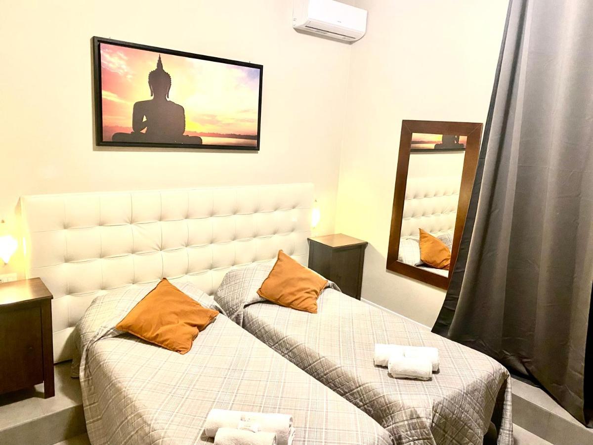 Carlo Goldoni Hotel Milánó Kültér fotó