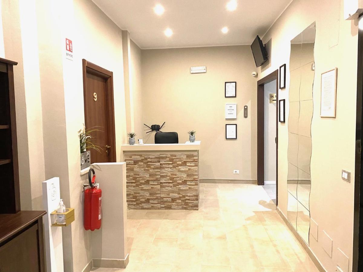 Carlo Goldoni Hotel Milánó Kültér fotó