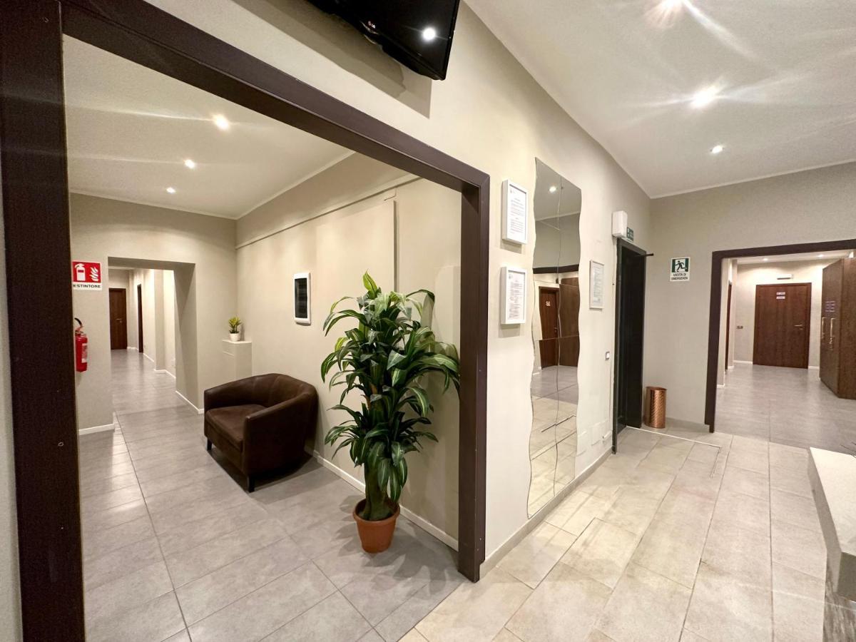 Carlo Goldoni Hotel Milánó Kültér fotó