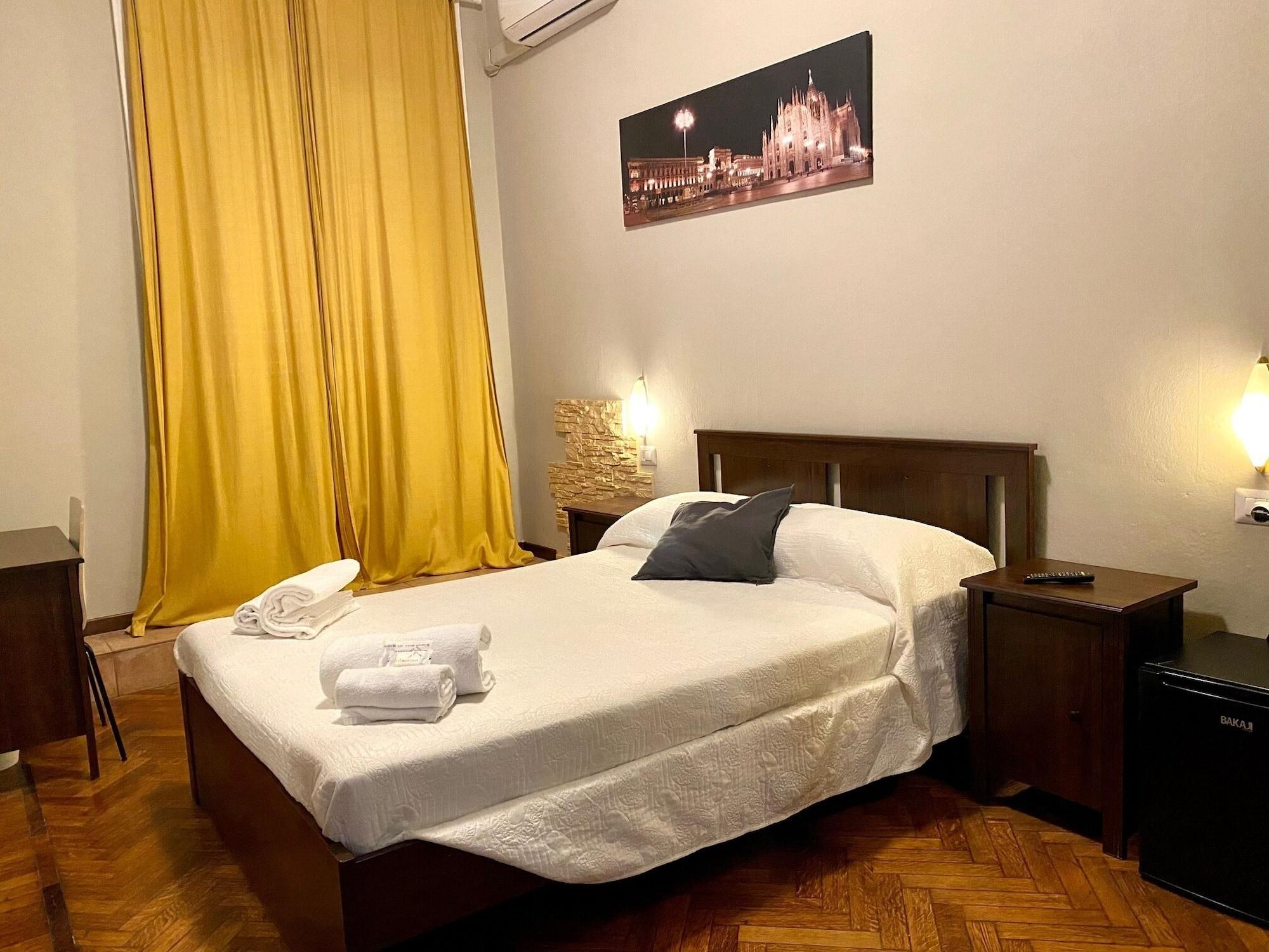 Carlo Goldoni Hotel Milánó Kültér fotó