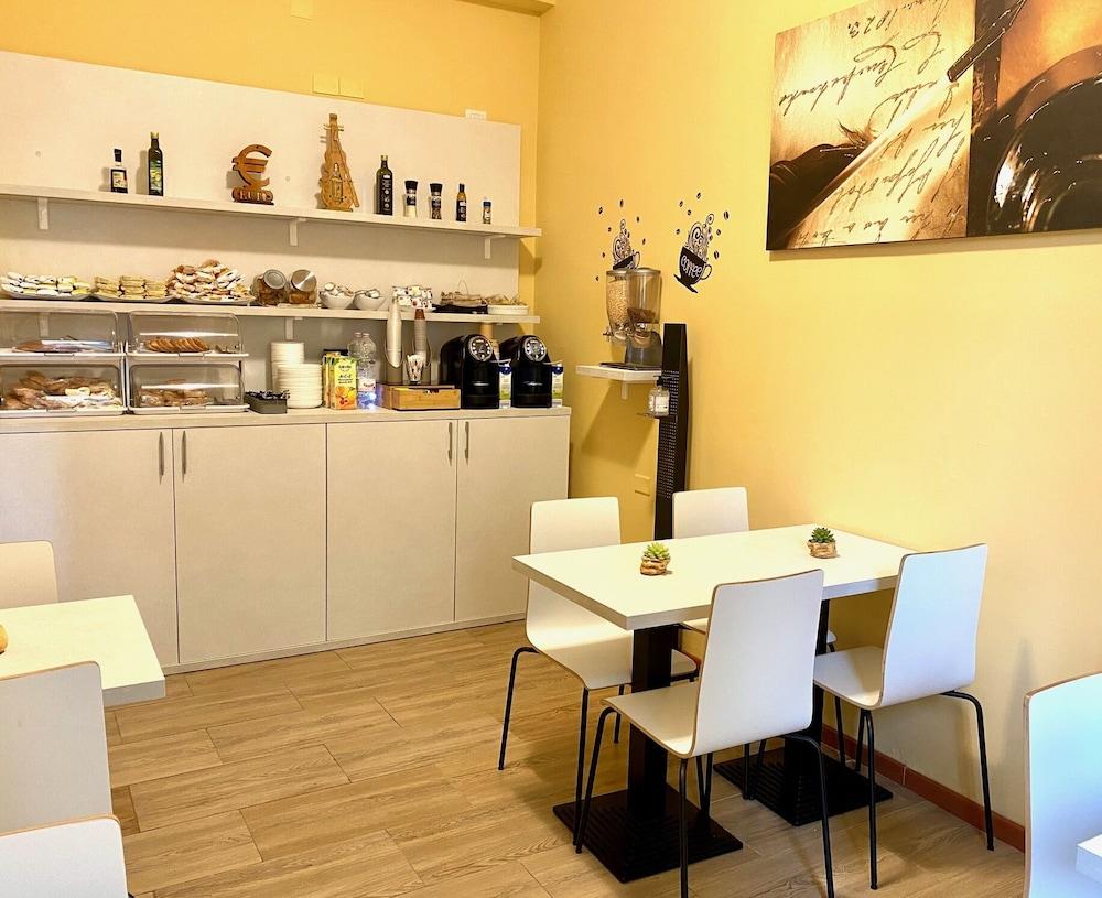 Carlo Goldoni Hotel Milánó Kültér fotó